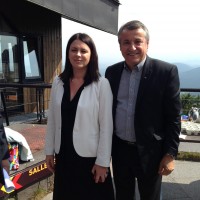 SYLVIA-PINEL-MINISTRE-DE-L-ARTISANAT2